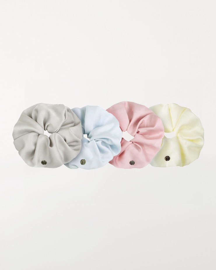 フェルマキシスクランチ [Pelle Maxi Scrunchie]